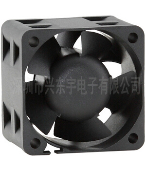 直流風(fēng)機怎樣傳統散熱器